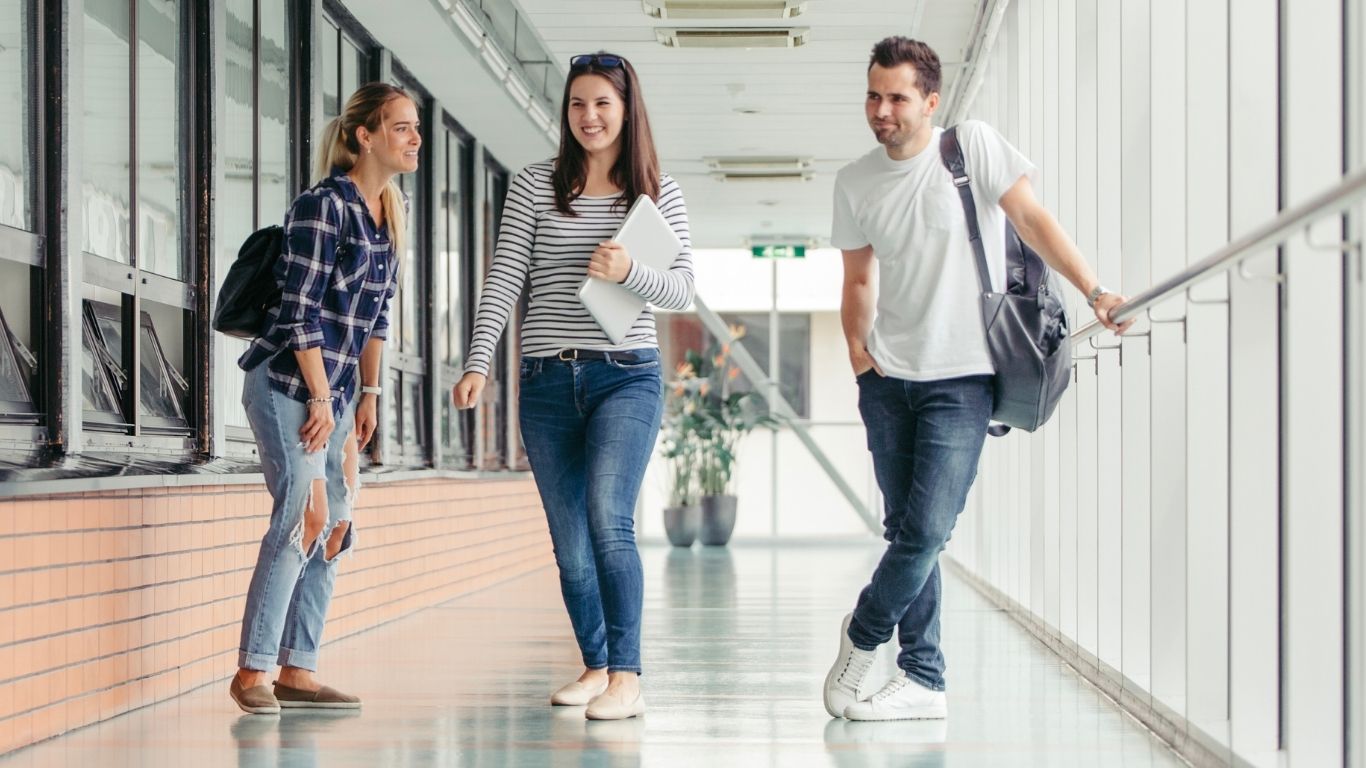 ¡Ya puedes inscribirte al Bachillerato Margarita Maza!