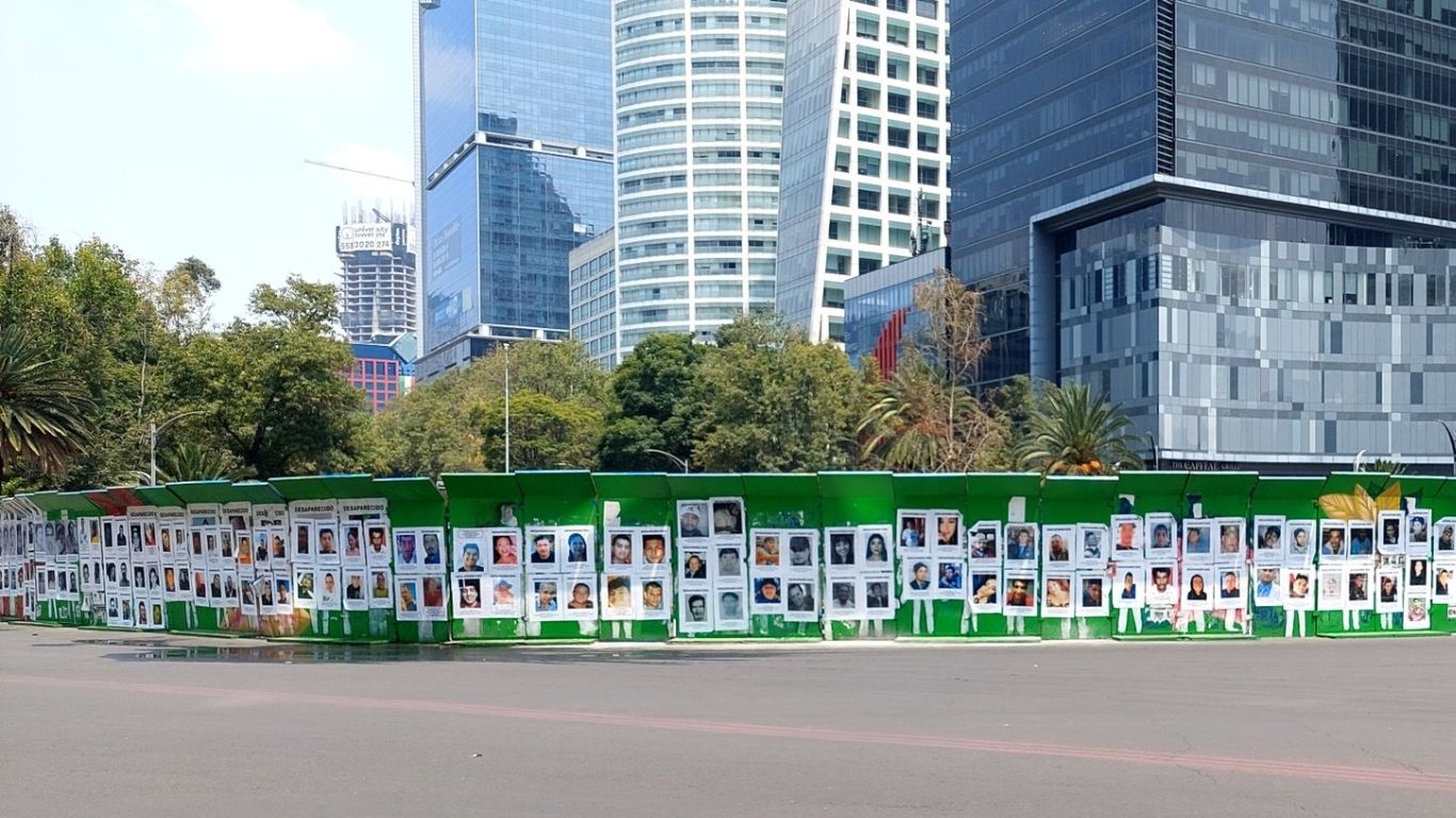 2,300 historias llegan a la Glorieta de las y los desaparecidos