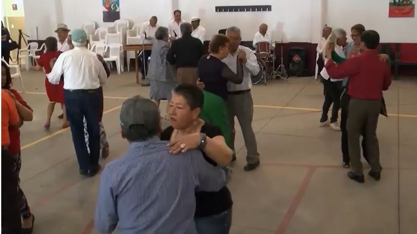 ¡Adultos mayores! Edomex tiene 353 Casas de Día