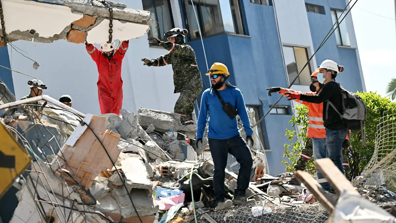 200 mexicanos buscan salir de Colombia