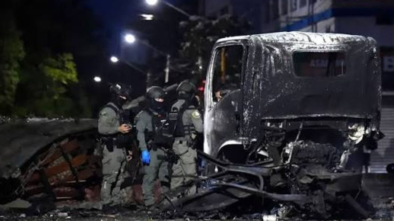 Vehículo bomba deja varios heridos en Colombia
