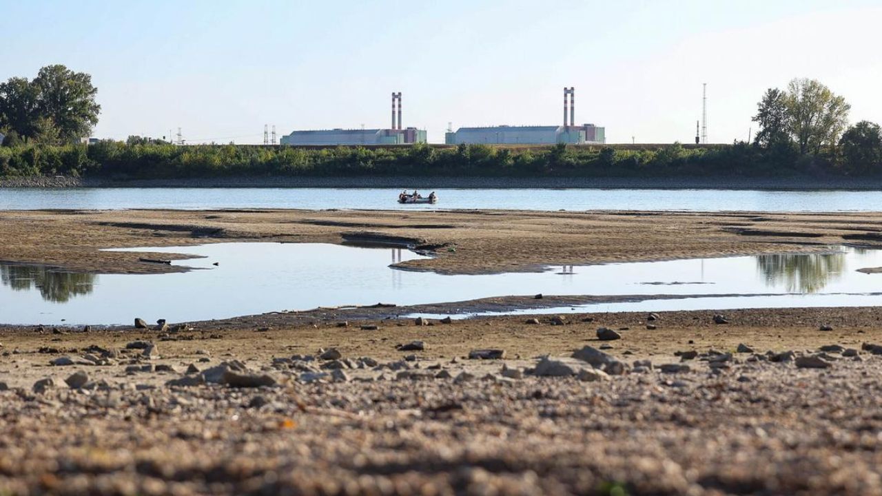Por falta de agua Hungría apaga su única planta nuclear