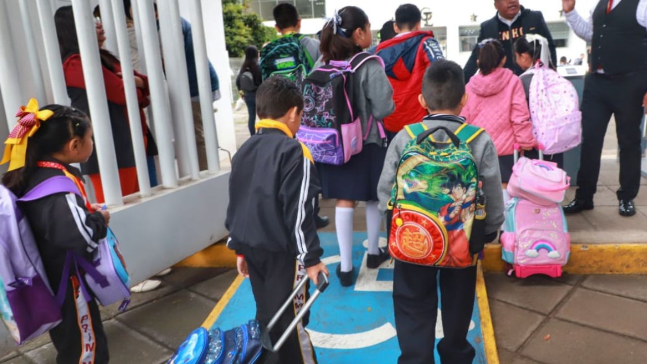 Inicia entrega de apoyo para el regreso a clases