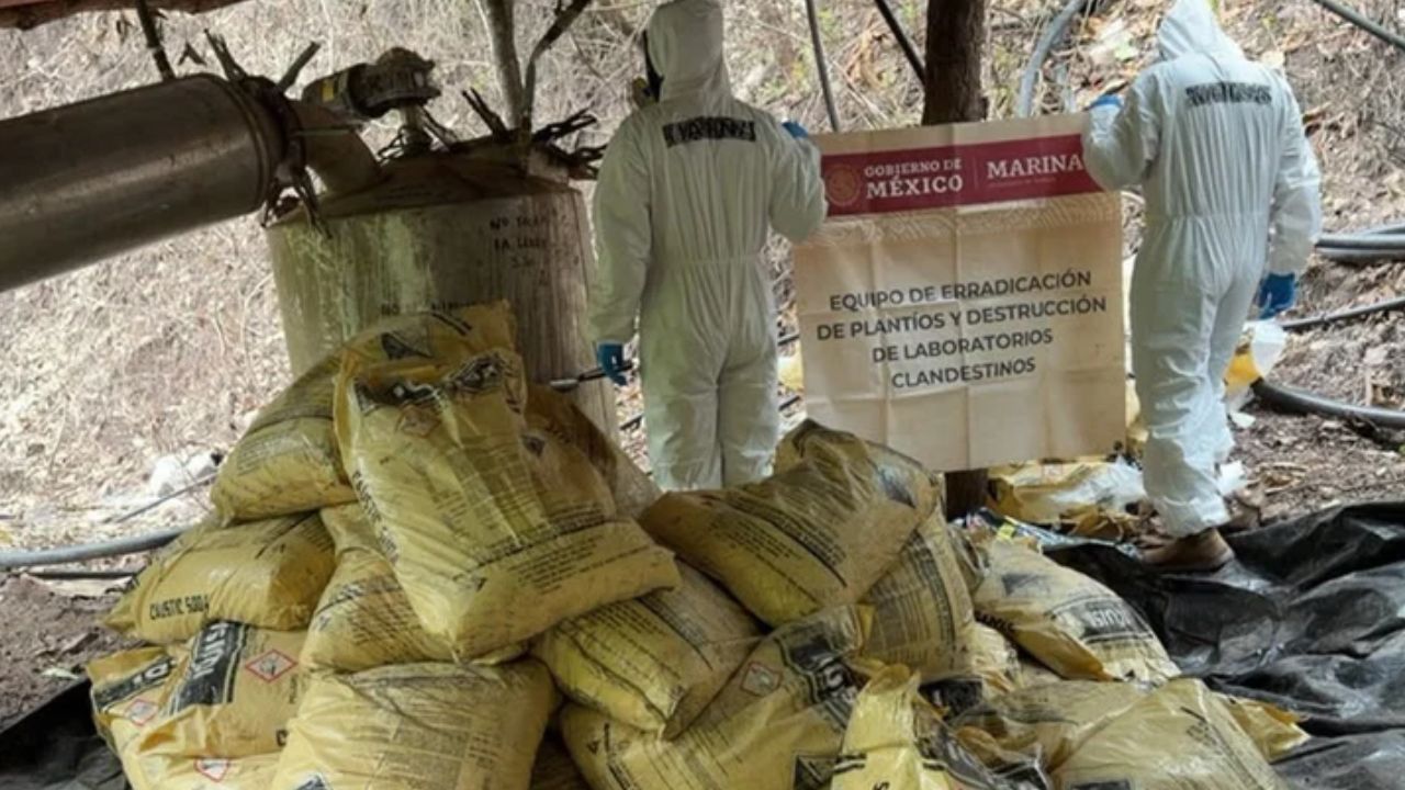 Desmantelan laboratorio de metanfetamina en Durango